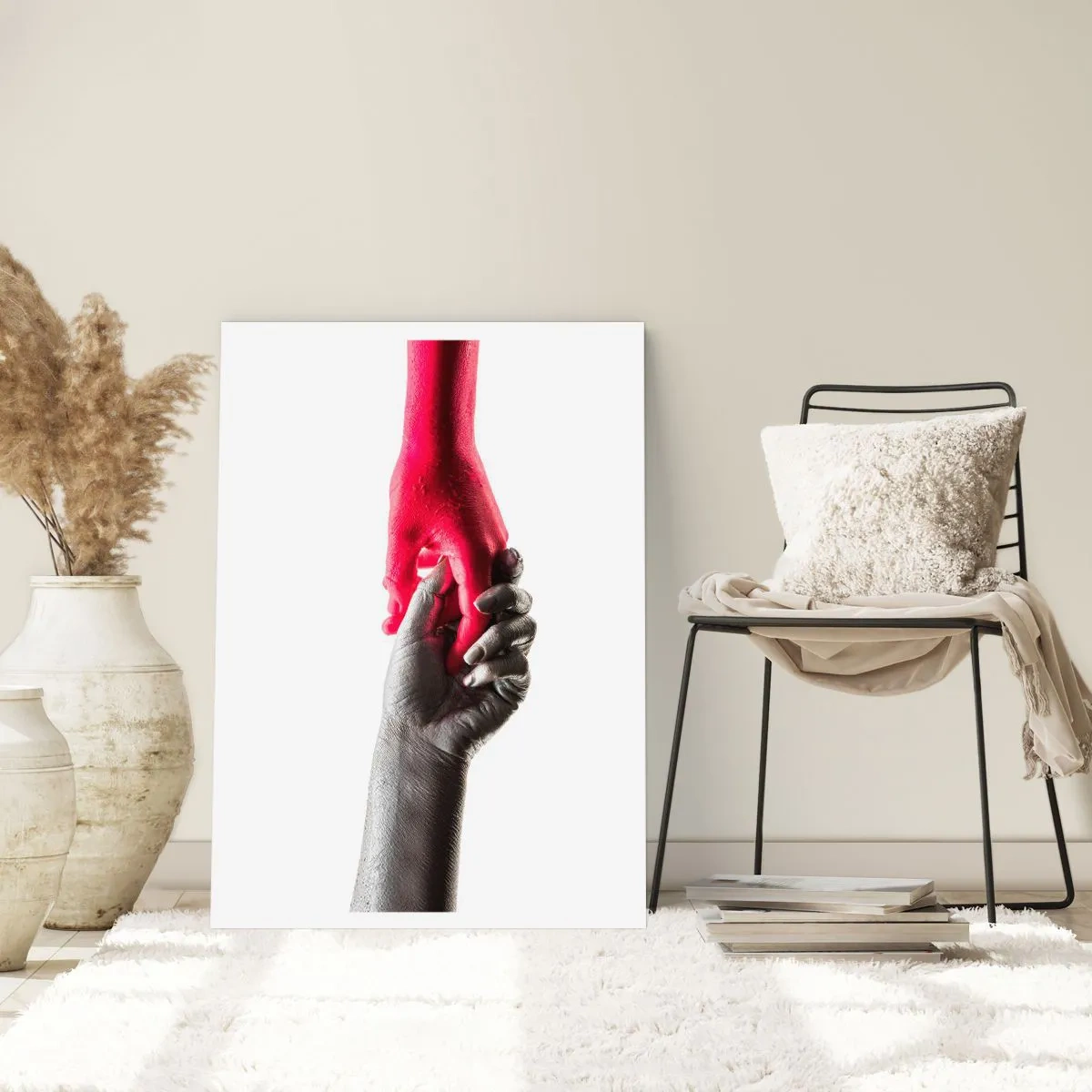 Plakat - Symboliczne ręce w czerwonej i srebrnej barwie na białym tle - 50x70cm - Razem, choć inni - Nowoczesna dekoracja ścienna do salonu, kuchni i sypialni ARTTOR