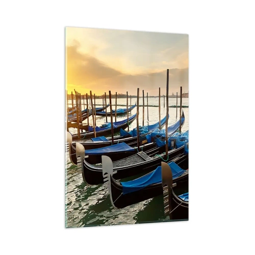Obraz na szkle - Gondole w Wenecji o poranku w świetle wschodzącego słońca - 80x120cm - Zanim przypłynie gwar - Nowoczesna dekoracja ścienna do salonu i sypialni ARTTOR