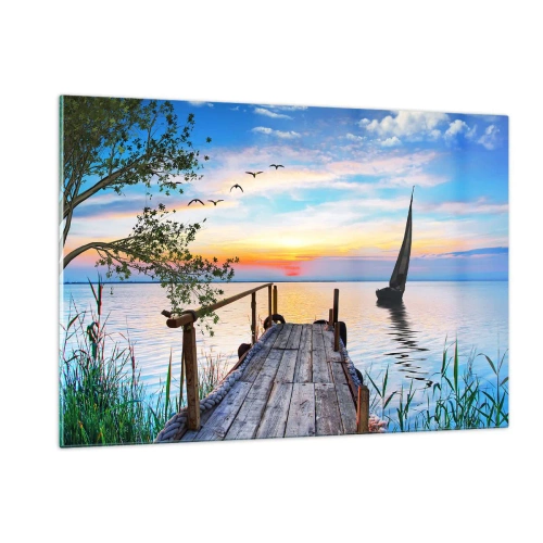 Obraz na szkle - Pomost nad jeziorem o zachodzie słońca z żaglówką w tle - 120x80cm - Dobry wieczór - Nowoczesna dekoracja ścienna do salonu, kuchni i sypialni ARTTOR