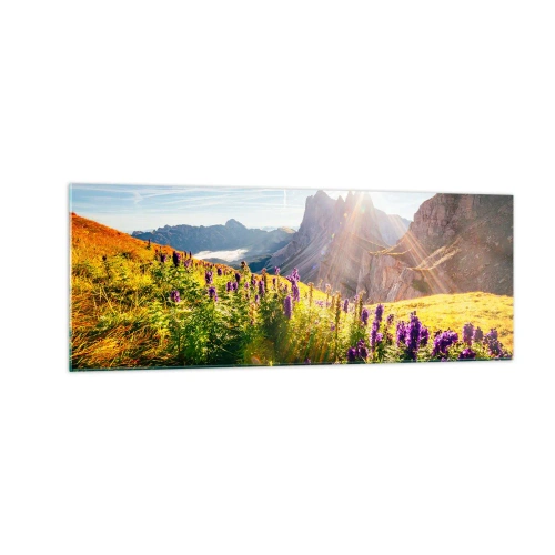 Obraz na szkle - Górski krajobraz z kwiatami w świetle wschodzącego słońca - 140x50cm - Sekretne życie ziół - Nowoczesna dekoracja ścienna do salonu i sypialni ARTTOR