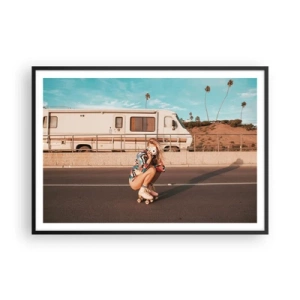 Plakat w czarnej ramie - Dziewczyna na wrotkach robiąca zdjęcie w słoneczny dzień - 100x70cm - Uśmiech, proszę! - Nowoczesna dekoracja ścienna do salonu i sypialni ARTTOR