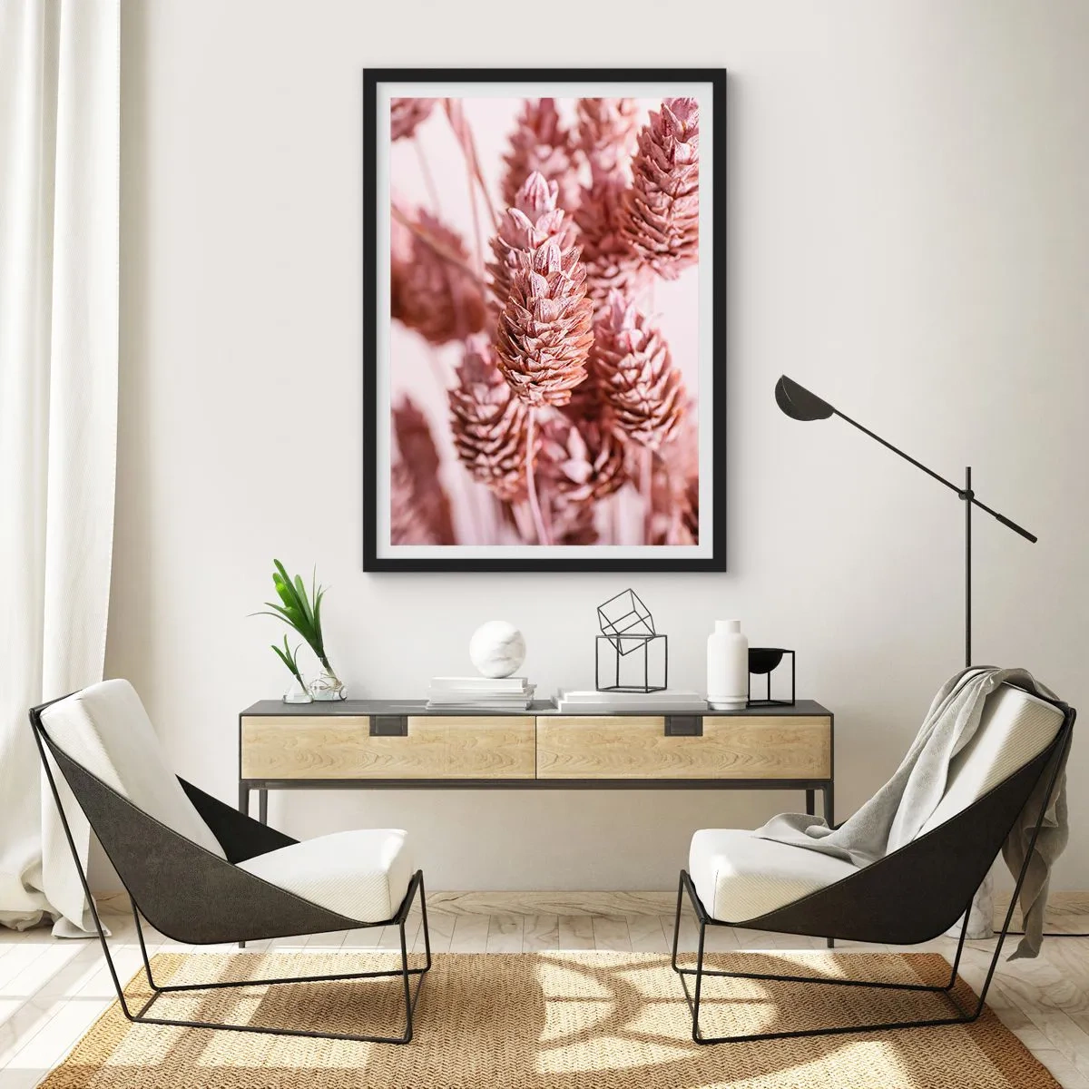 Plakat w czarnej ramie - Zbliżenie na suszone kwiaty w różowych odcieniach - 50x70cm - Z pozoru niepozorne - Nowoczesna dekoracja ścienna do salonu i sypialni ARTTOR