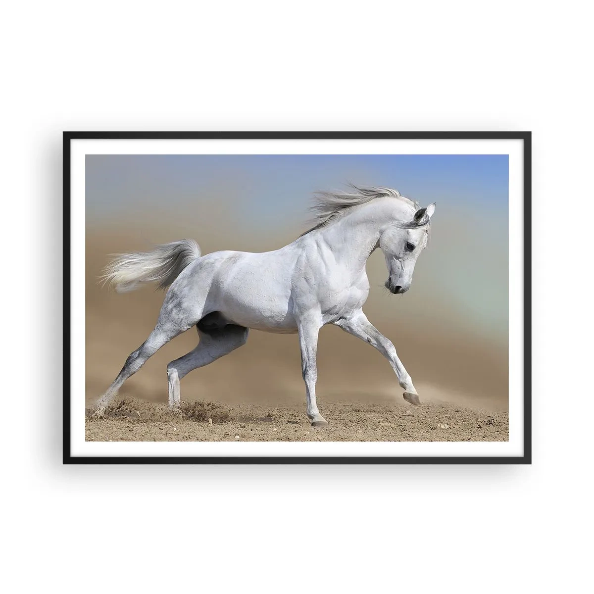 Plakat w czarnej ramie - Biały koń galopujący po pustynnym krajobrazie - 100x70cm - Najpiękniejsza arabska baśń - Nowoczesna dekoracja ścienna do salonu i sypialni ARTTOR