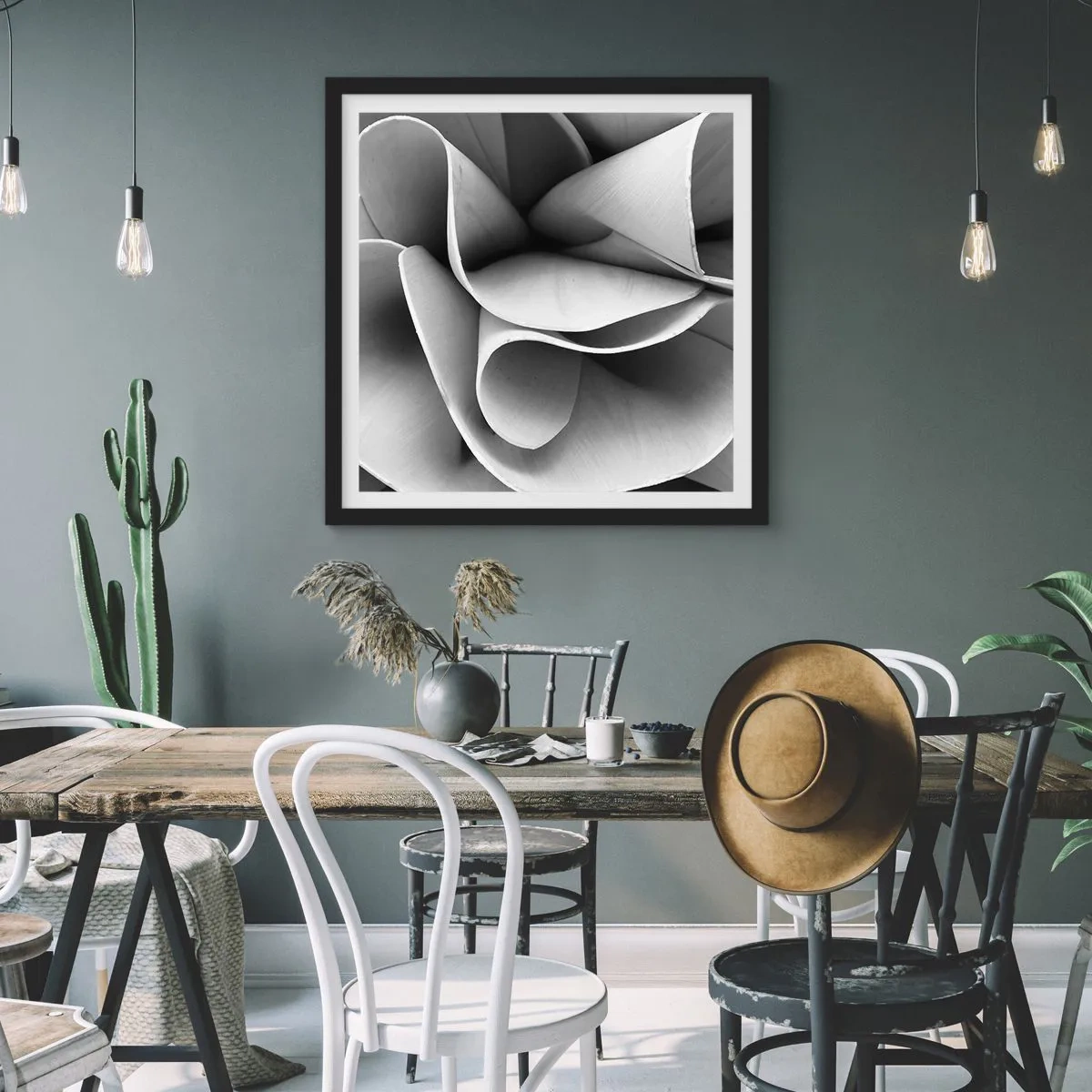 Plakat w czarnej ramie - Dzieje się w przestrzeni - 30x30 cm