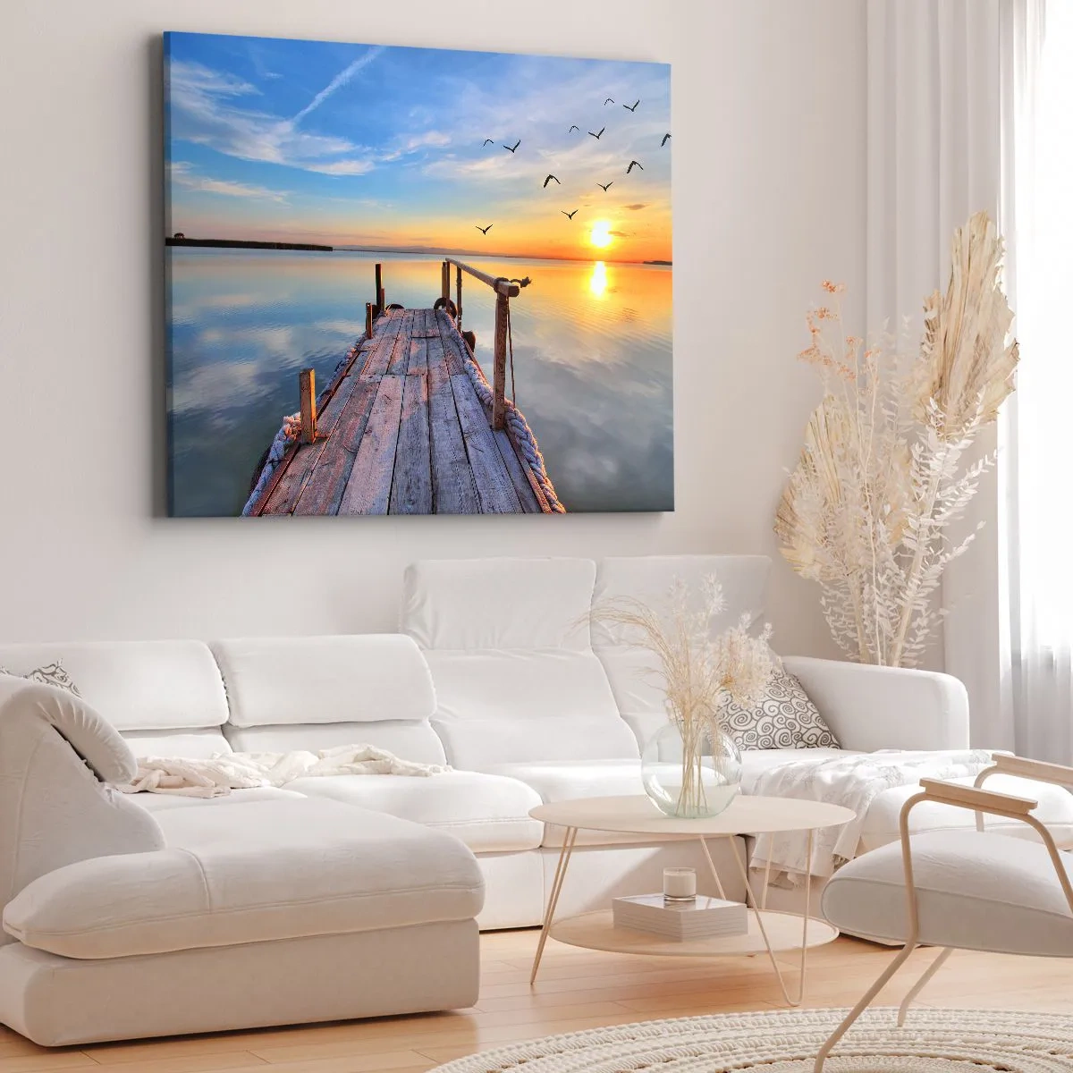 Obraz na płótnie - Drewniane molo o zachodzie słońca na spokojnym jeziorze - 70x50cm - Iść przed siebie ku słońcu - Nowoczesna dekoracja ścienna do salonu i sypialni ARTTOR