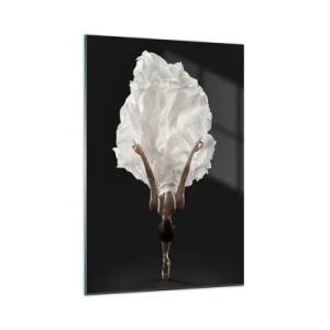 Obraz na szkle - Baletnica w białej sukni w artystycznej pozie na czarnym tle - 70x100cm - Niezwykłe pas - Nowoczesna dekoracja ścienna do salonu i sypialni ARTTOR