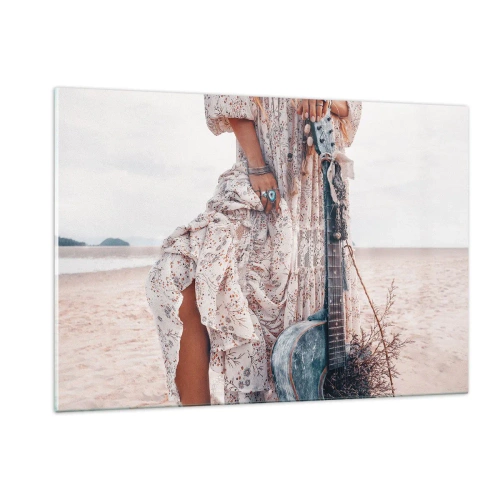 Obraz na szkle - Kobieta w stylu boho z gitarą na pustej plaży - 120x80cm - Dzieci kwiaty w drodze - Nowoczesna dekoracja ścienna do salonu, kuchni i sypialni ARTTOR