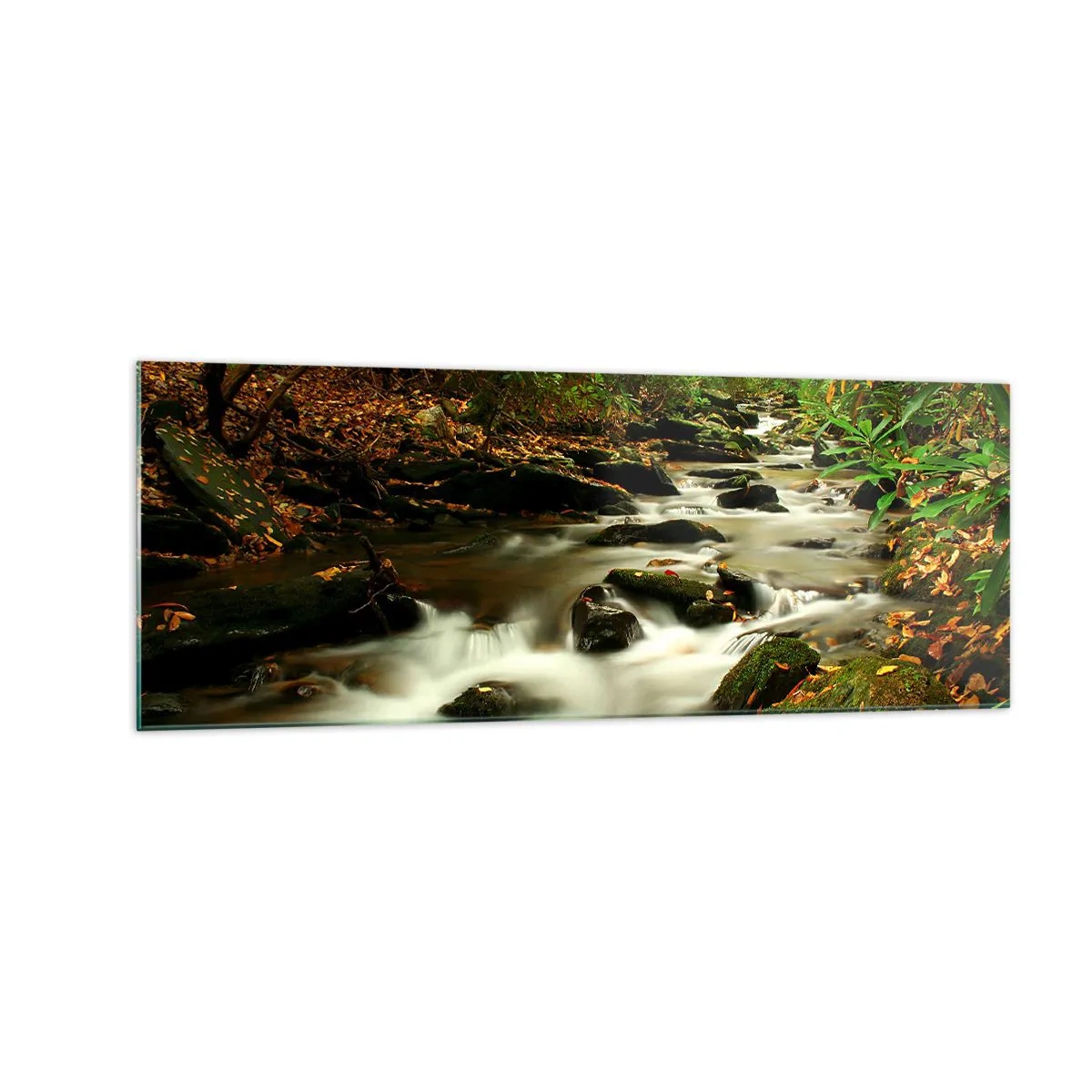 Obraz na szkle - Leśny strumień płynący pomiędzy kamieniami otoczony zielenią - 140x50cm - Jak płynne srebro - Nowoczesna dekoracja ścienna do salonu i sypialni ARTTOR