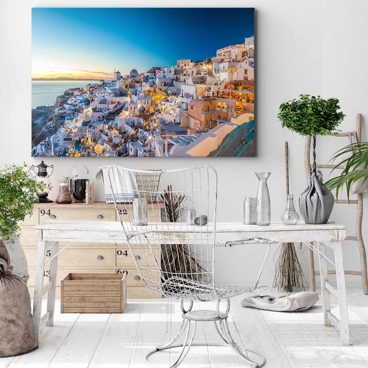 Obraz na płótnie - Widok na greckie miasteczko o zachodzie słońca - 70x50cm - Esencja greckości - Nowoczesna dekoracja ścienna do salonu i sypialni ARTTOR