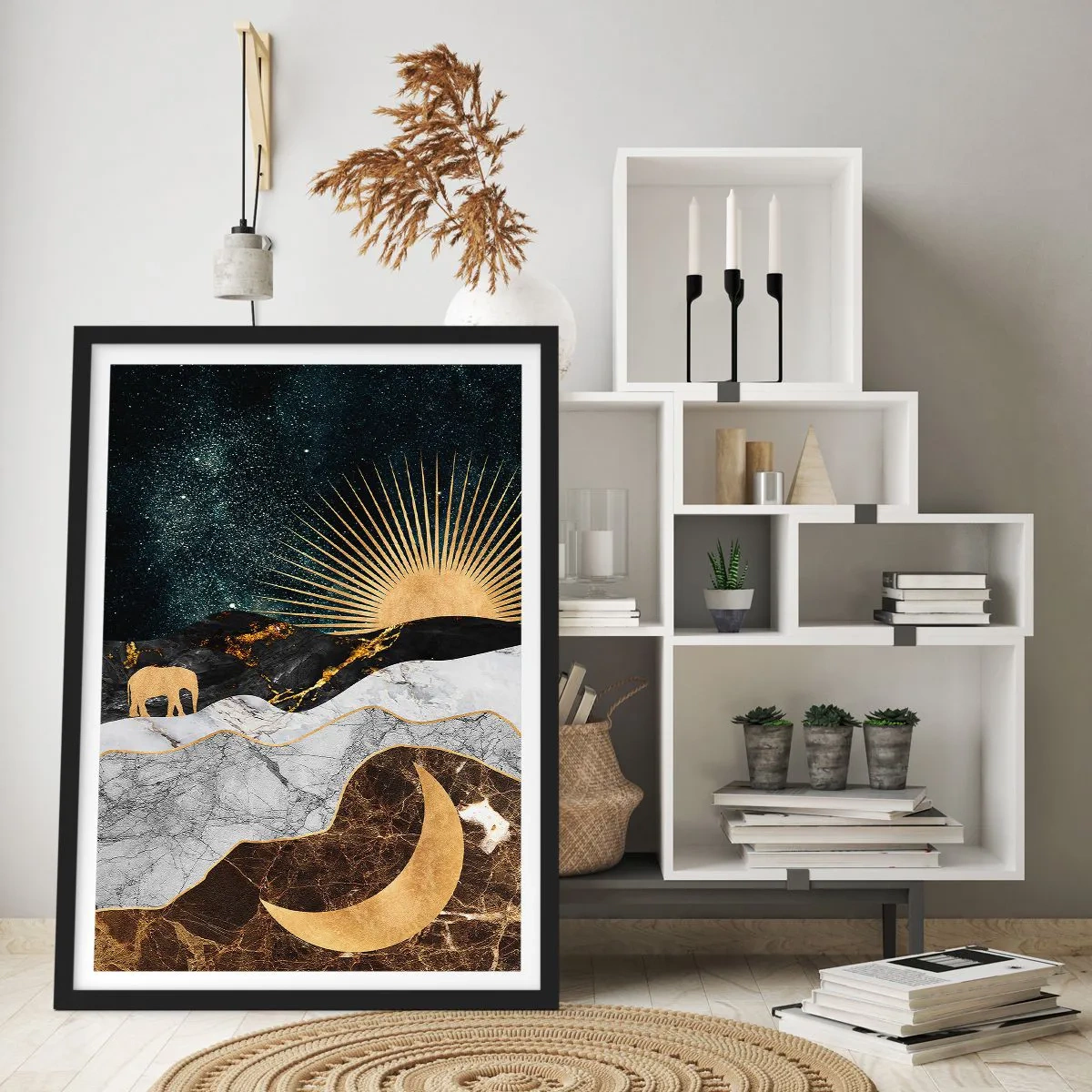 Plakat w czarnej ramie - Złoty krajobraz z księżycem, słońcem i sylwetką słonia - 50x70cm - Odwieczne prawa - Nowoczesna dekoracja ścienna do salonu i sypialni ARTTOR