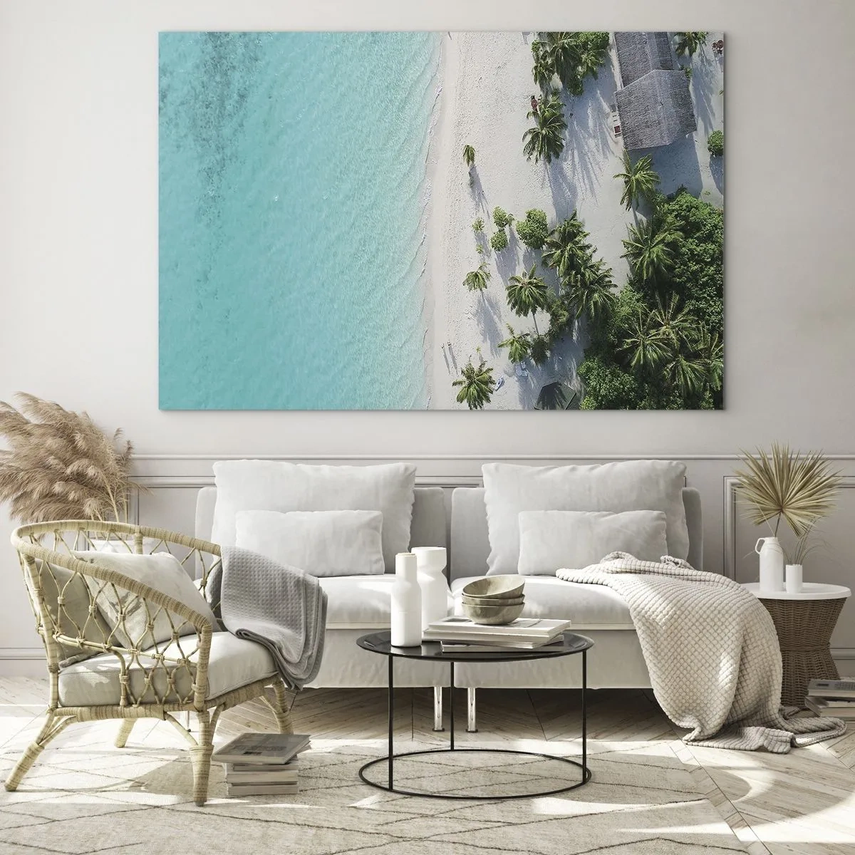 Obraz na szkle - Tropikalna plaża z palmami i turkusowym morzem z lotu ptaka - 70x50cm - Wakacje w raju - Nowoczesna dekoracja ścienna do salonu i sypialni ARTTOR