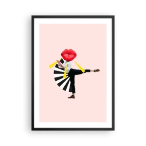 Plakat w czarnej ramie - Surrealistyczna kompozycja z ustami i geometrycznymi elementami na różowym tle - 50x70cm - Surrealistyczny pop-art - Nowoczesna dekoracja ścienna do salonu i sypialni ARTTOR