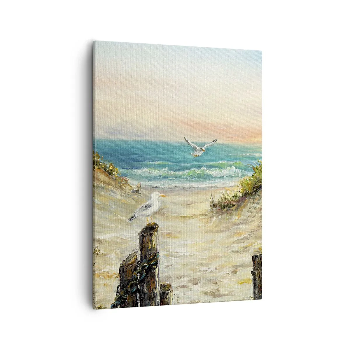 Obraz na płótnie - Plaża z mewami, drewnianymi palami i spokojnym morzem o zachodzie słońca - 50x70cm - Bezwietrzne zacisze - Nowoczesna dekoracja ścienna do salonu, kuchni i sypialni ARTTOR