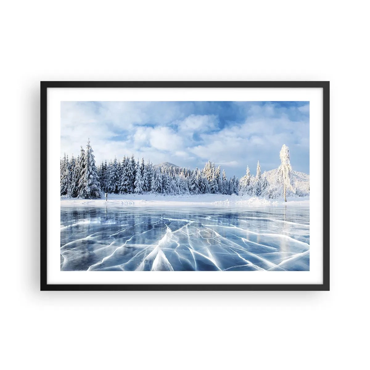 Plakat w czarnej ramie - Zamarznięte jezioro otoczone zaśnieżonym lasem - 70x50cm - Olśniewający i krystaliczny widok - Nowoczesna dekoracja ścienna do salonu i sypialni ARTTOR