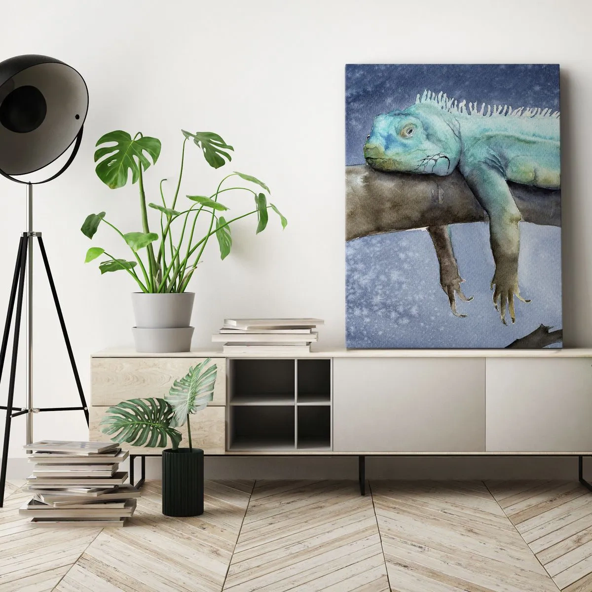 Obraz na płótnie - Niebiesko-zielona iguana odpoczywająca na gałęzi - 50x70cm - Jest dobrze! - Nowoczesna dekoracja ścienna do salonu, kuchni i sypialni ARTTOR