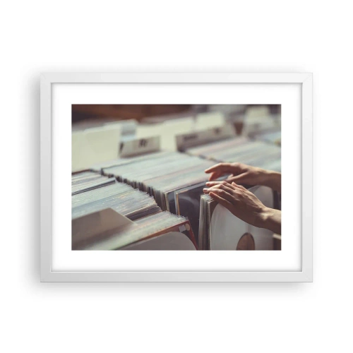 Plakat w białej ramie - W poszukiwaniu wzruszeń - 40x30 cm