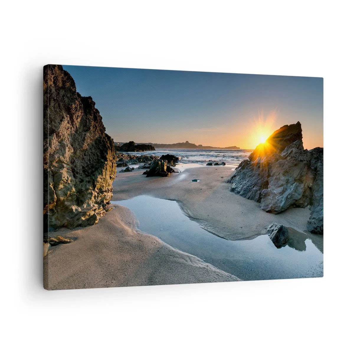 Obraz na płótnie - Malowniczy zachód słońca na skalistej plaży - 70x50cm - Nietknięte ludzką ręką - Nowoczesna dekoracja ścienna do salonu i sypialni ARTTOR
