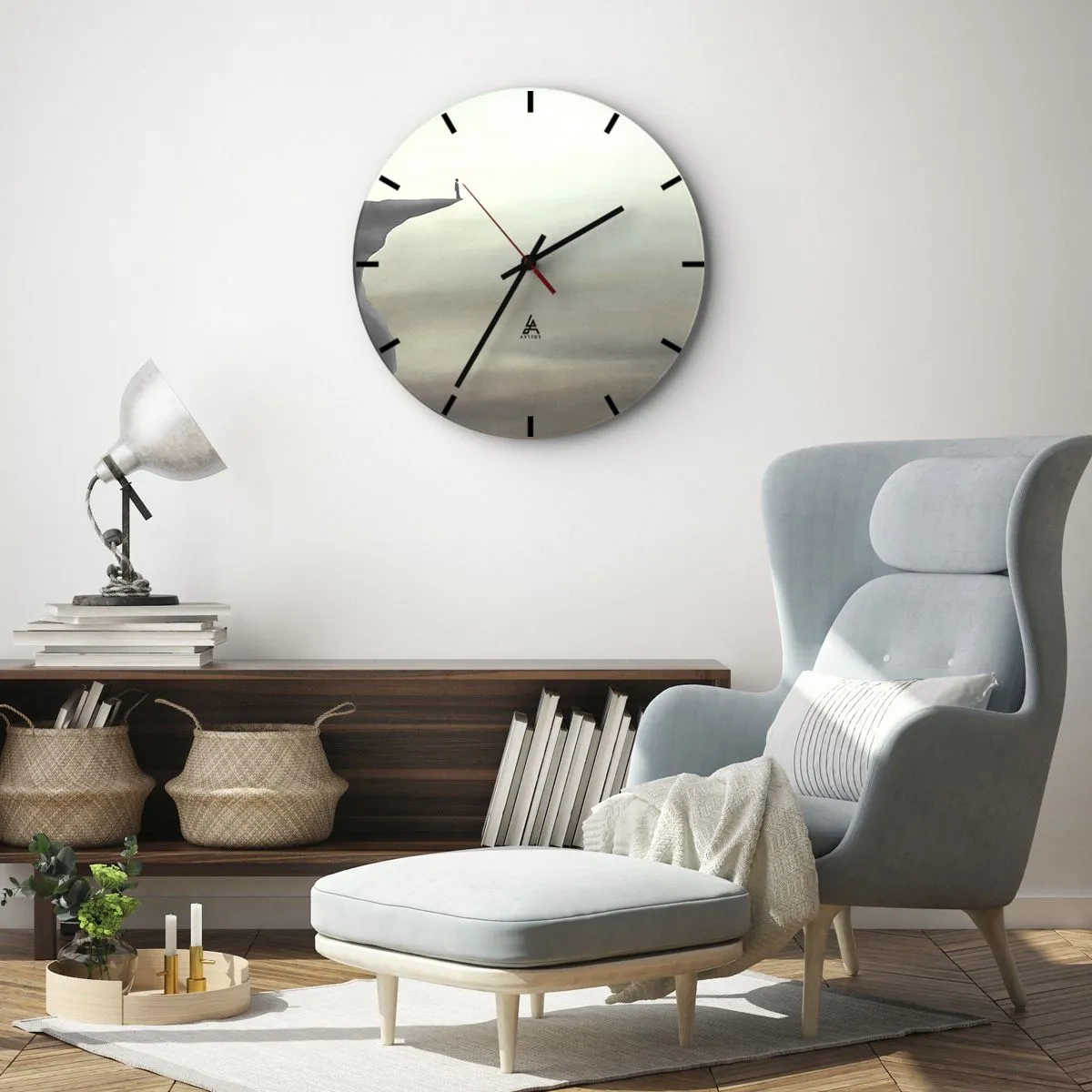 Zegar ścienny - Postać stojąca na krawędzi urwiska w minimalistycznym pejzażu - 30x30cm - Do góry, oczywiście! - Nowoczesna dekoracja ścienna do salonu, kuchni i sypialni ARTTOR