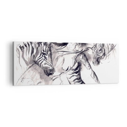 Obraz na płótnie - Kobieta w dynamicznym tańcu z zebrami w czarno-białej estetyce - 140x50cm - Tańcząca z zebrami - Nowoczesna dekoracja ścienna do salonu i sypialni ARTTOR