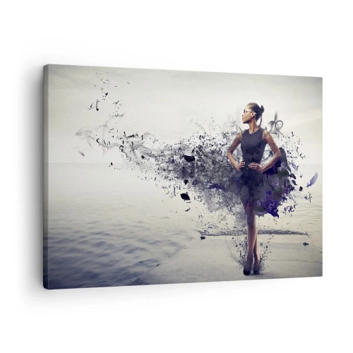 Obraz na płótnie - Kobieta w artystycznej kompozycji na tle wody - 70x50cm - Afrykańska Wenus - Nowoczesna dekoracja ścienna do salonu i sypialni ARTTOR