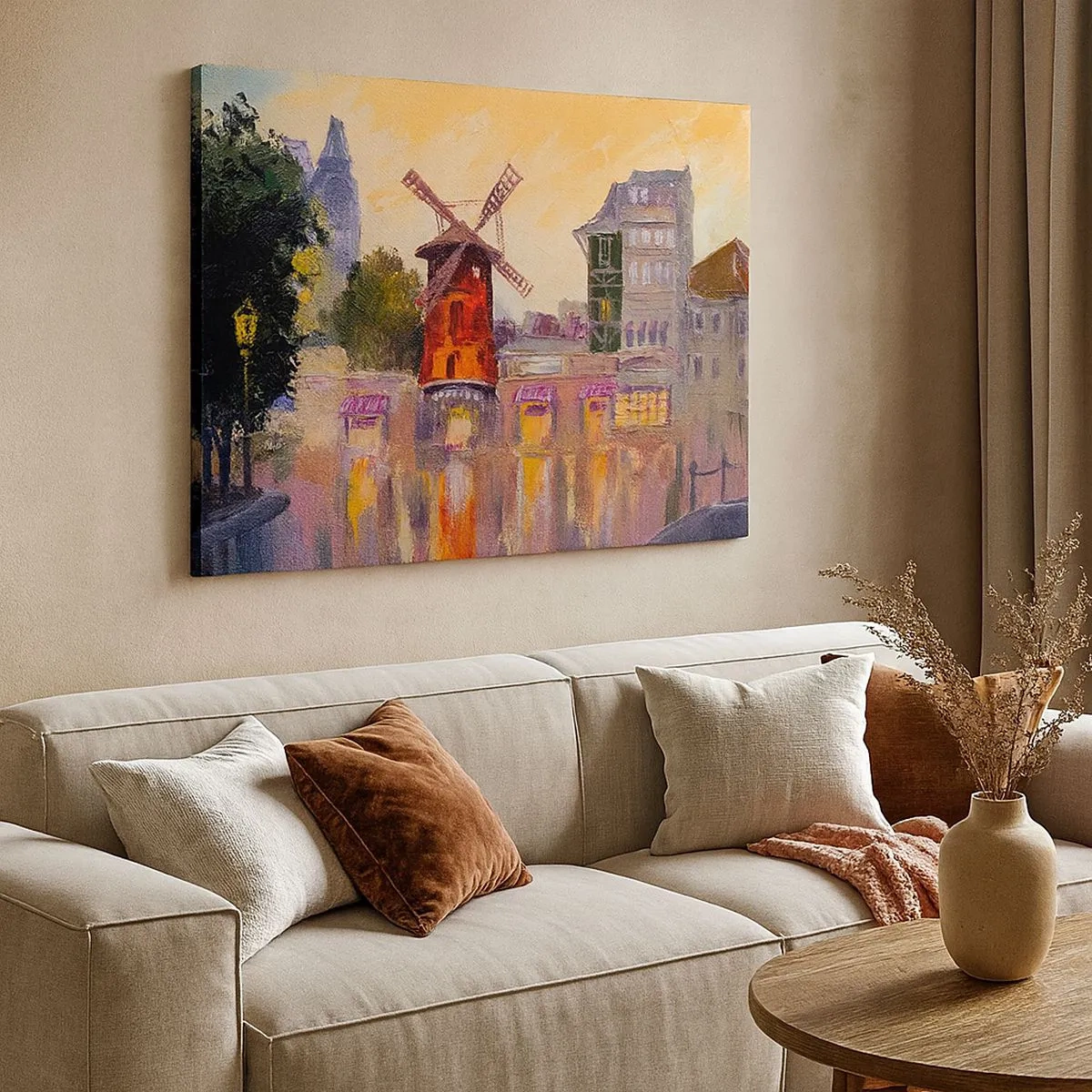 Obraz na płótnie - Czerwony wiatrak Moulin Rouge otoczony miejskim pejzażem - 70x50cm - Paryskie ikony – Moulin Rouge - Nowoczesna dekoracja ścienna do salonu i sypialni ARTTOR