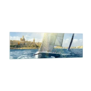 Obraz na szkle - Wyścig jachtów na tle słonecznego wybrzeża - 160x50cm - Pora opuścić miasto - Nowoczesna dekoracja ścienna do salonu i sypialni ARTTOR