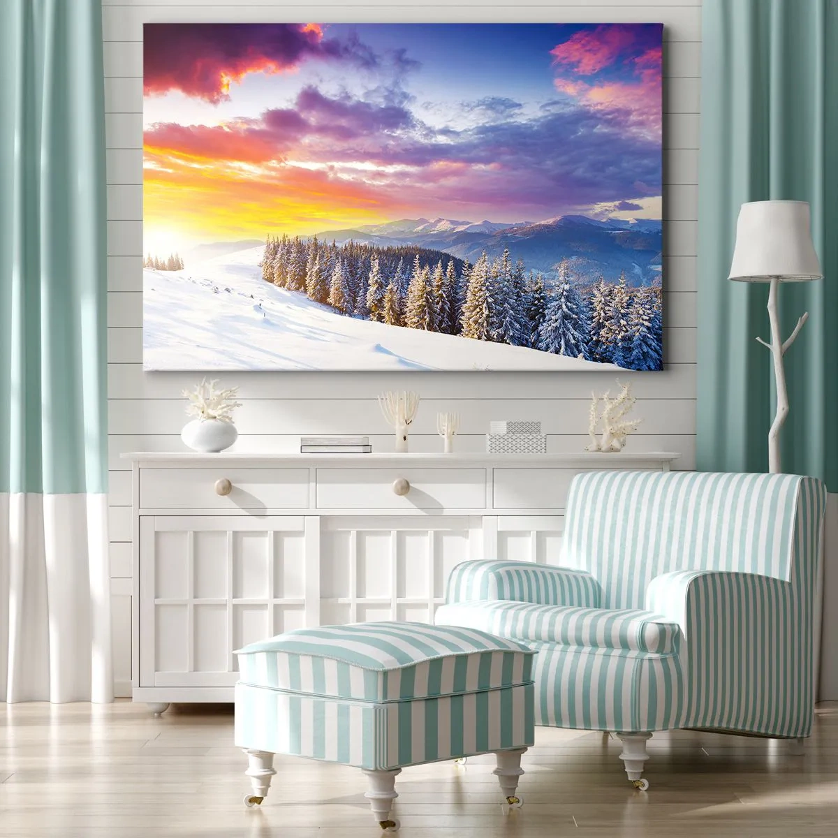 Obraz na płótnie - Zimowy krajobraz z górami i lasem o zachodzie słońca - 70x50cm - W biały dzień - Nowoczesna dekoracja ścienna do salonu i sypialni ARTTOR