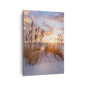 Obraz na płótnie - Wydmy z trawami na tle zachodzącego słońca - 70x100cm - Pożegnanie słońca i wiatru - Nowoczesna dekoracja ścienna do salonu i sypialni ARTTOR