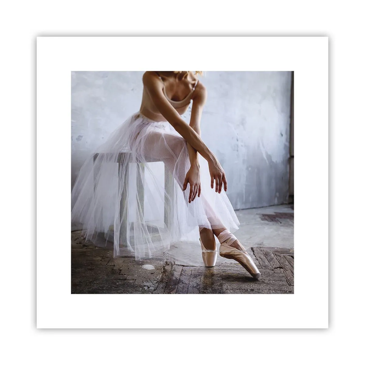 Plakat - Zanim zabłysną światła rampy - 30x30 cm