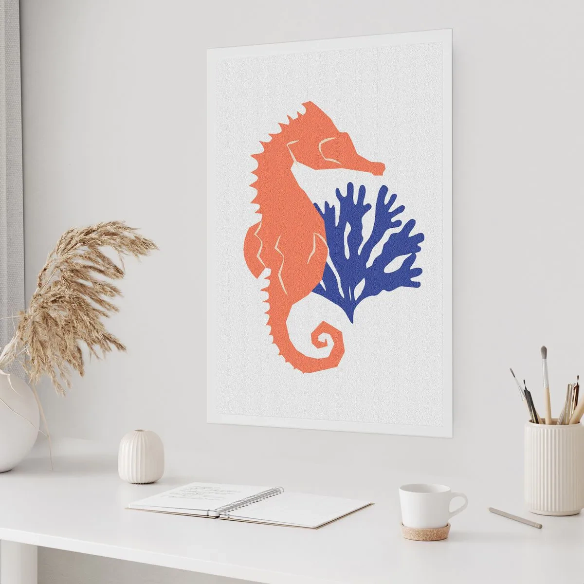 Plakat - Minimalistyczna grafika konika morskiego z koralowcem - 50x70cm - Na podwodnej łące - Nowoczesna dekoracja ścienna do salonu, kuchni i sypialni ARTTOR