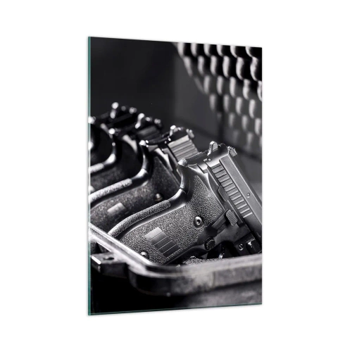 Obraz na szkle - Czarne pistolety w futerale na tle pianki ochronnej - 50x70cm - Męski sport - Nowoczesna dekoracja ścienna do salonu, kuchni i sypialni ARTTOR