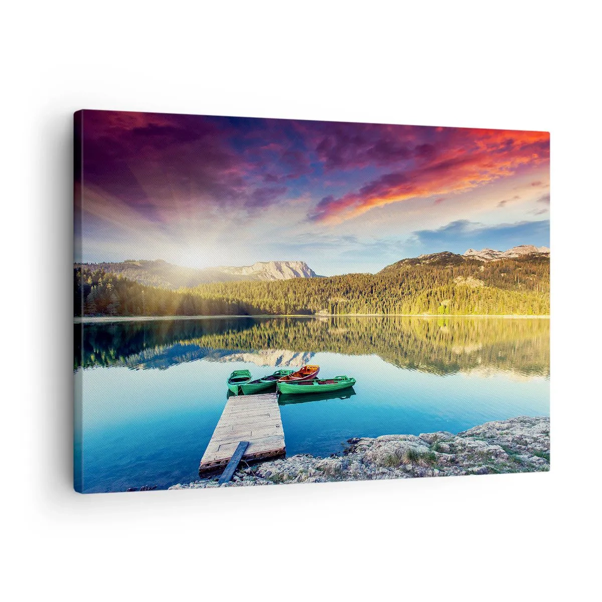 Obraz na płótnie - Zachód słońca nad jeziorem z łodziami przy pomoście - 70x50cm - Nad wodą gładką jak lustro - Nowoczesna dekoracja ścienna do salonu i sypialni ARTTOR