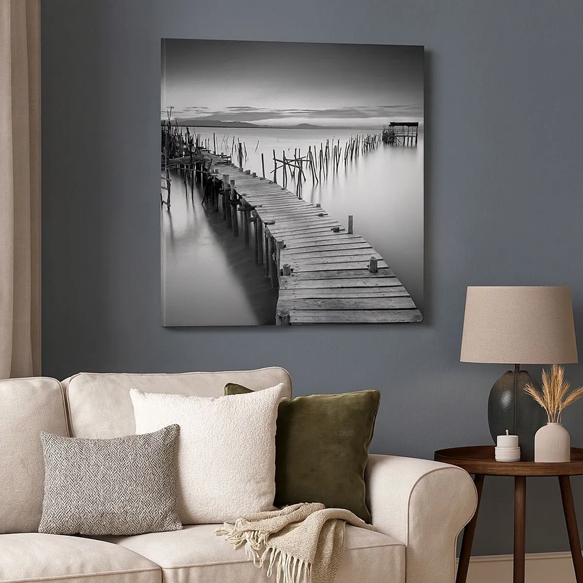 Obraz na płótnie - Spokój zapomnianego brzegu - 30x30 cm