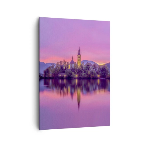 Obraz na płótnie - Malowniczy kościół na wyspie o zachodzie słońca - 50x70cm - Bajkowa wyspa o zmierzchu  - Nowoczesna dekoracja ścienna do salonu, kuchni i sypialni ARTTOR
