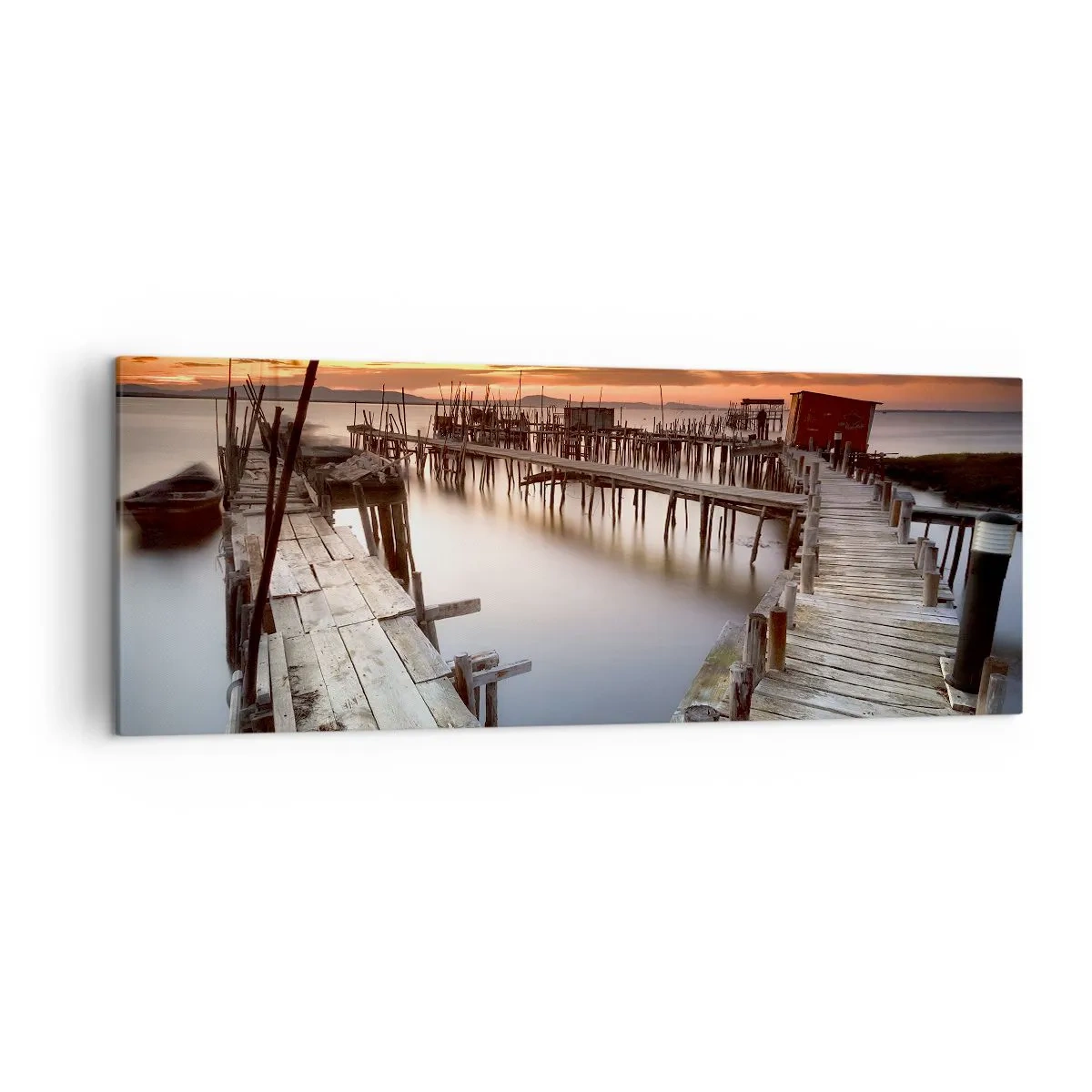 Obraz na płótnie - Drewniane pomosty na spokojnej wodzie o zachodzie słońca - 140x50cm - Autentyk, nie turystyczna atrapa - Nowoczesna dekoracja ścienna do salonu i sypialni ARTTOR