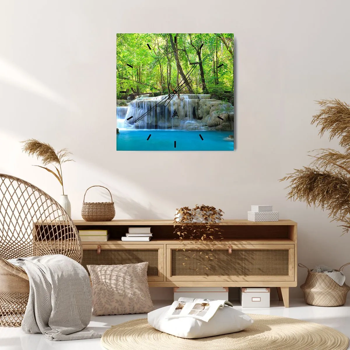 Zegar ścienny - Wodospad wśród zielonych drzew z błękitną wodą w naturalnym otoczeniu - 30x30cm - Utonąć w turkusie i w zieleni - Nowoczesna dekoracja ścienna do salonu i sypialni ARTTOR
