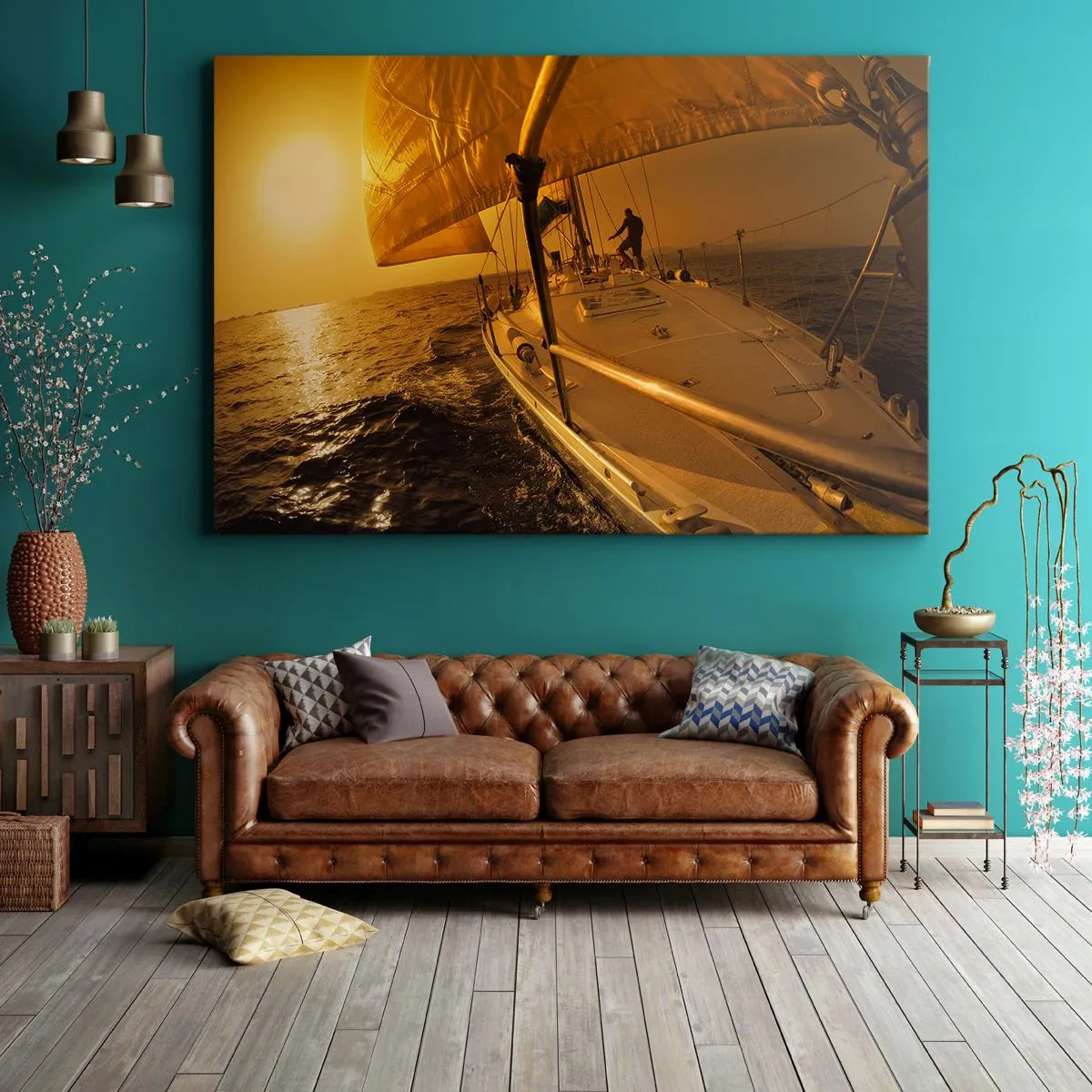 Obraz na płótnie - Żaglówka na morzu podczas zachodu słońca, złota poświata. - 70x50cm - Złoty wieczór po wielobarwnym dniu - Nowoczesna dekoracja ścienna do salonu i sypialni ARTTOR