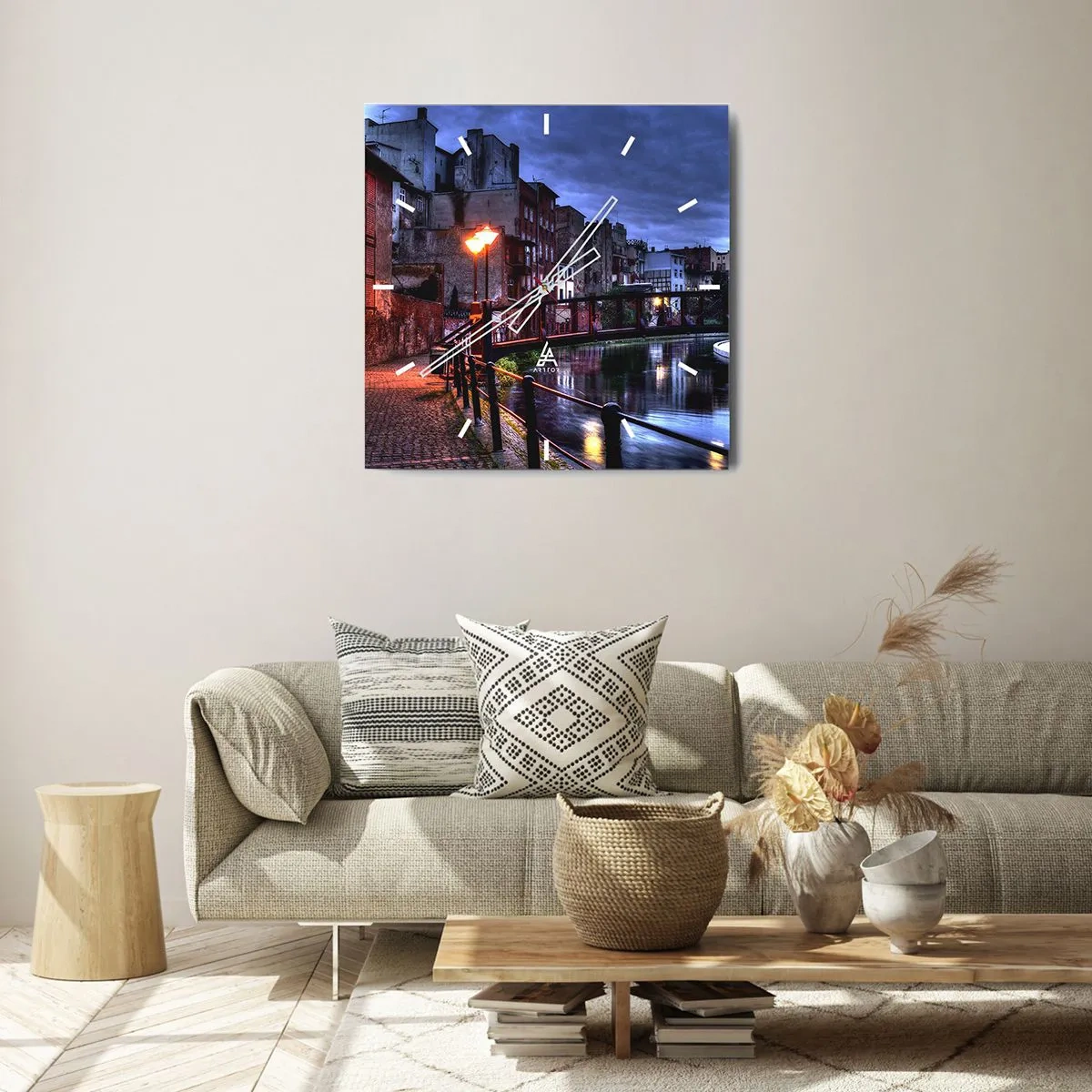 Zegar ścienny - Wieczorny widok na kamieniczki i mostek nad kanałem - 30x30cm - Takiej Bydgoszczy nie znałeś - Nowoczesna dekoracja ścienna do salonu i sypialni ARTTOR