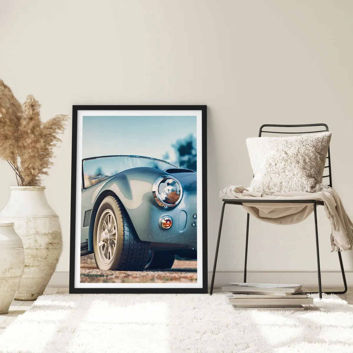 Plakat w czarnej ramie - Klasyczny samochód w stylu retro na tle rozmytej scenerii - 50x70cm - Bo liczy się styl - Nowoczesna dekoracja ścienna do salonu i sypialni ARTTOR