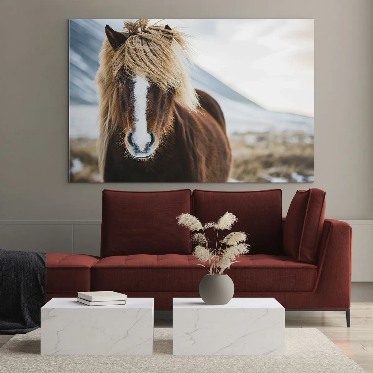 Obraz na szkle - Koń na tle górskiego krajobrazu zimą - 100x70cm - Czujesz wolność? - Nowoczesna dekoracja ścienna do salonu, kuchni i sypialni ARTTOR