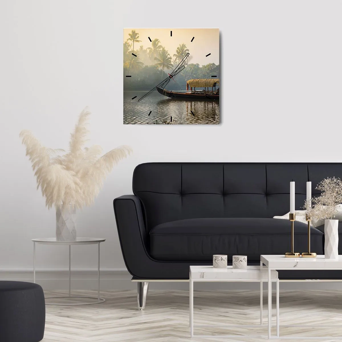 Zegar ścienny - Tradycyjna łódź na spokojnej rzece wśród palm - 30x30cm - Dom na rzece - Nowoczesna dekoracja ścienna do salonu i sypialni ARTTOR