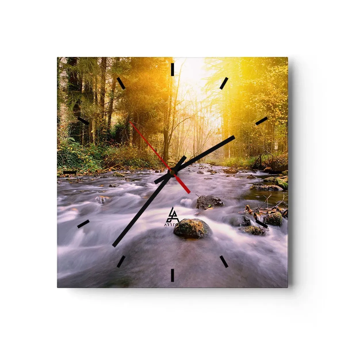 Zegar ścienny - Leśny strumień oświetlony promieniami słońca - 30x30cm - Malachit w srebrno-złotej oprawie - Nowoczesna dekoracja ścienna do salonu i sypialni ARTTOR