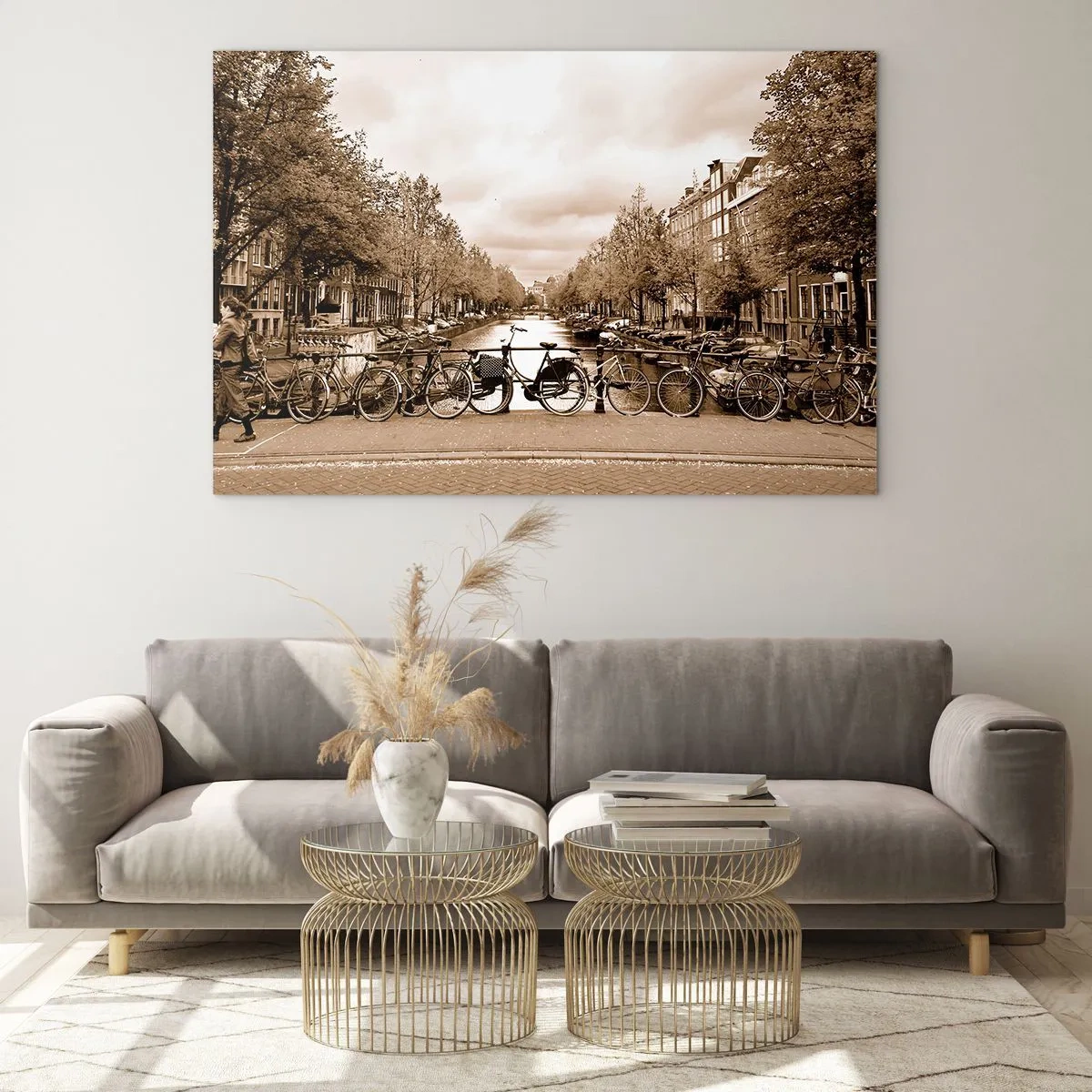 Obraz na szkle - Most w Amsterdamie z rowerami w stylu retro - 100x70cm - Holenderskie klimaty - Nowoczesna dekoracja ścienna do salonu, kuchni i sypialni ARTTOR