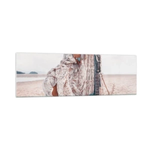 Obraz na szkle - Kobieta w stylu boho z gitarą na plaży - 160x50cm - Dzieci kwiaty w drodze - Nowoczesna dekoracja ścienna do salonu i sypialni ARTTOR