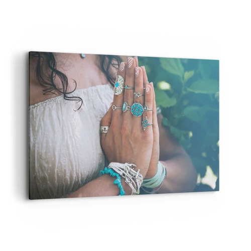 Obraz na płótnie - Ręce ozdobione biżuterią w stylu boho - 120x80cm - Witaj w centrum bytu - Nowoczesna dekoracja ścienna do salonu, kuchni i sypialni ARTTOR