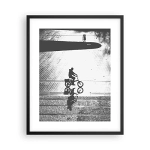 Plakat w czarnej ramie - Przed siebie, przez miasto - 40x50 cm