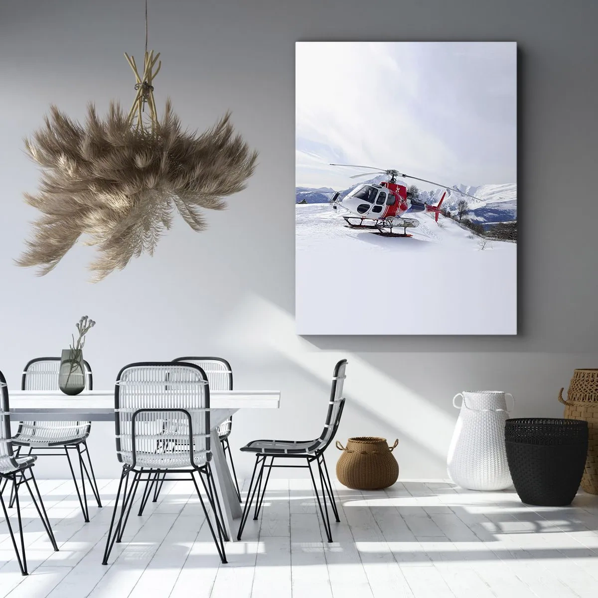 Obraz na płótnie - Czerwony helikopter na ośnieżonym szczycie gór - 50x70cm - Zawsze gotowy - Nowoczesna dekoracja ścienna do salonu, kuchni i sypialni ARTTOR