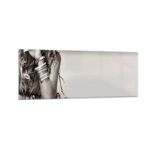 Obraz na szkle - Portret kobiety w stylu boho z biżuterią - 140x50cm - Jak to dziewczyna - Nowoczesna dekoracja ścienna do salonu i sypialni ARTTOR