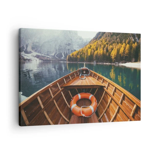 Obraz na płótnie - Drewniana łódź na górskim jeziorze otoczonym lasem - 70x50cm - Górska wycieczka - Nowoczesna dekoracja ścienna do salonu i sypialni ARTTOR