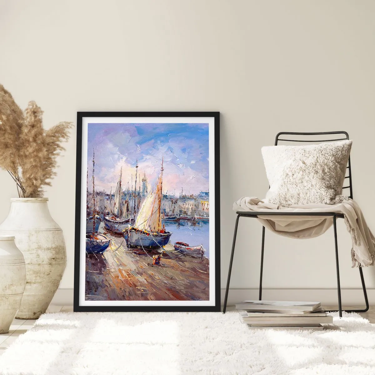 Plakat w czarnej ramie - Żaglówki w malowniczym porcie oświetlonym promieniami słońca - 50x70cm - Miasto nad zatoką - Nowoczesna dekoracja ścienna do salonu i sypialni ARTTOR